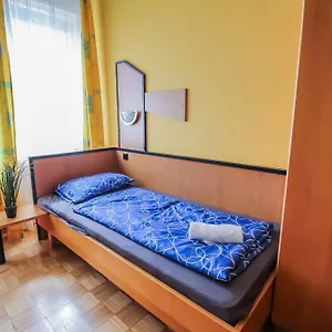 Cozy - U3 Hutteldorferstrasse Kwatera prywatna