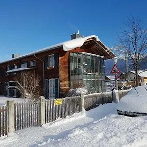 https://mittenwald-ferien.com-bavaria.com
